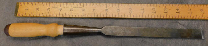 James Swan 3/4" Square Edge Socket Firmer Chisel