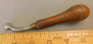 C. S. Osborne No. 9 Saddle Maker / Leatherworker Overstitch / Pricking Wheel