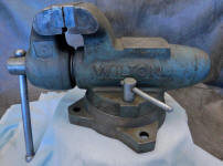 Wilton 4" Jaw Bullet Vise w/ Swivel Base 