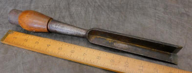 T. H. Witherby 1" Corner Chisel
