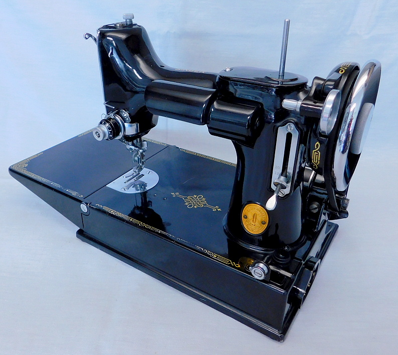 1939 Singer Featherweight 221 TOP DECAL Sewing Ma