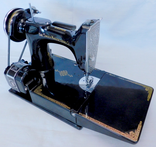 1939 Singer Featherweight 221 TOP DECAL Sewing Ma