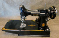 1951 Black Singer "Centennial" Featherweight 221 Sewing Machine (AK071441)