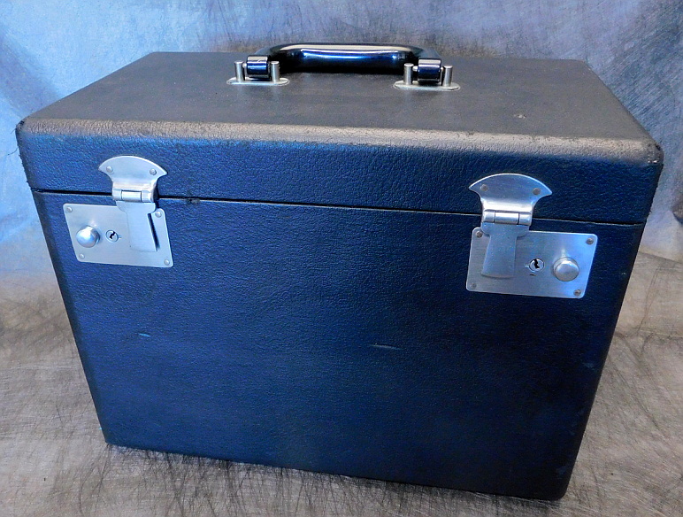 1954 Black Singer Featherweight 221 Sewing Machine AL711612